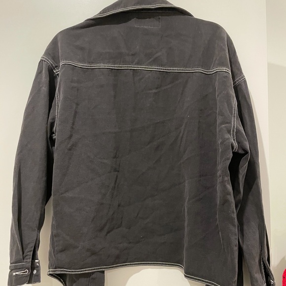 Liquor N Poker tie front crop top in washed black - Picture 3 of 3